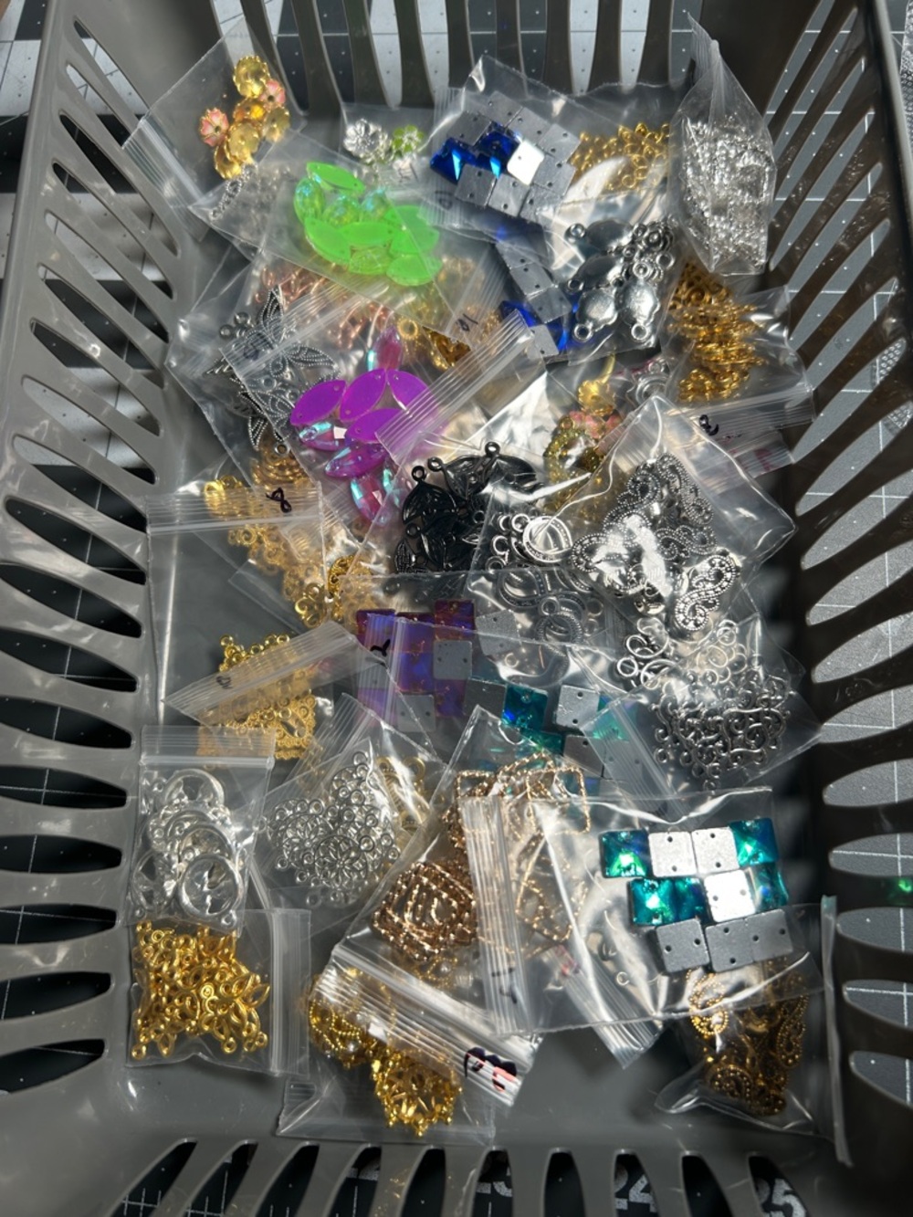 Show Bundle - JG - Findings